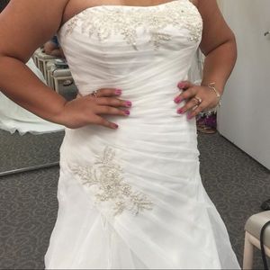 Wedding dress
